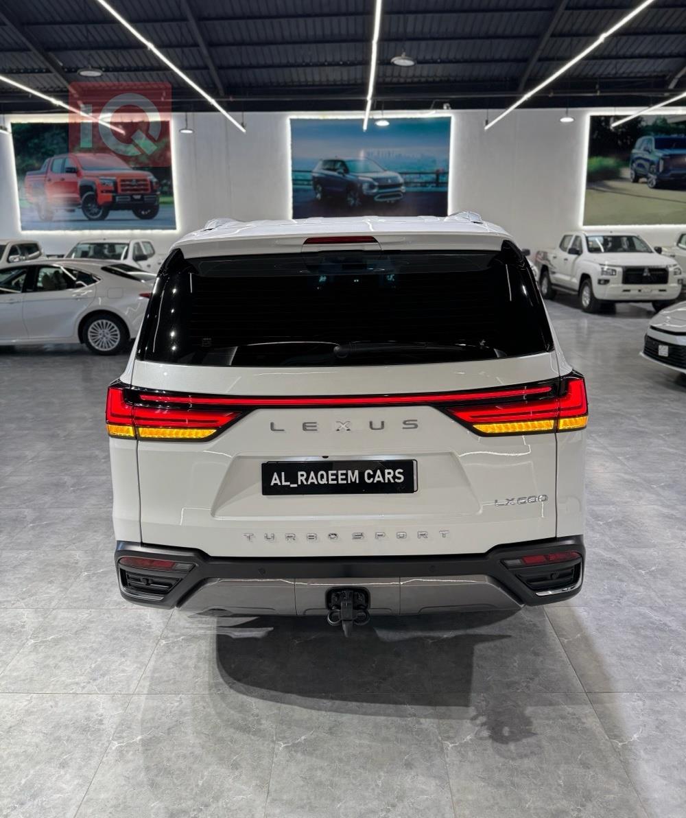 Lexus LX